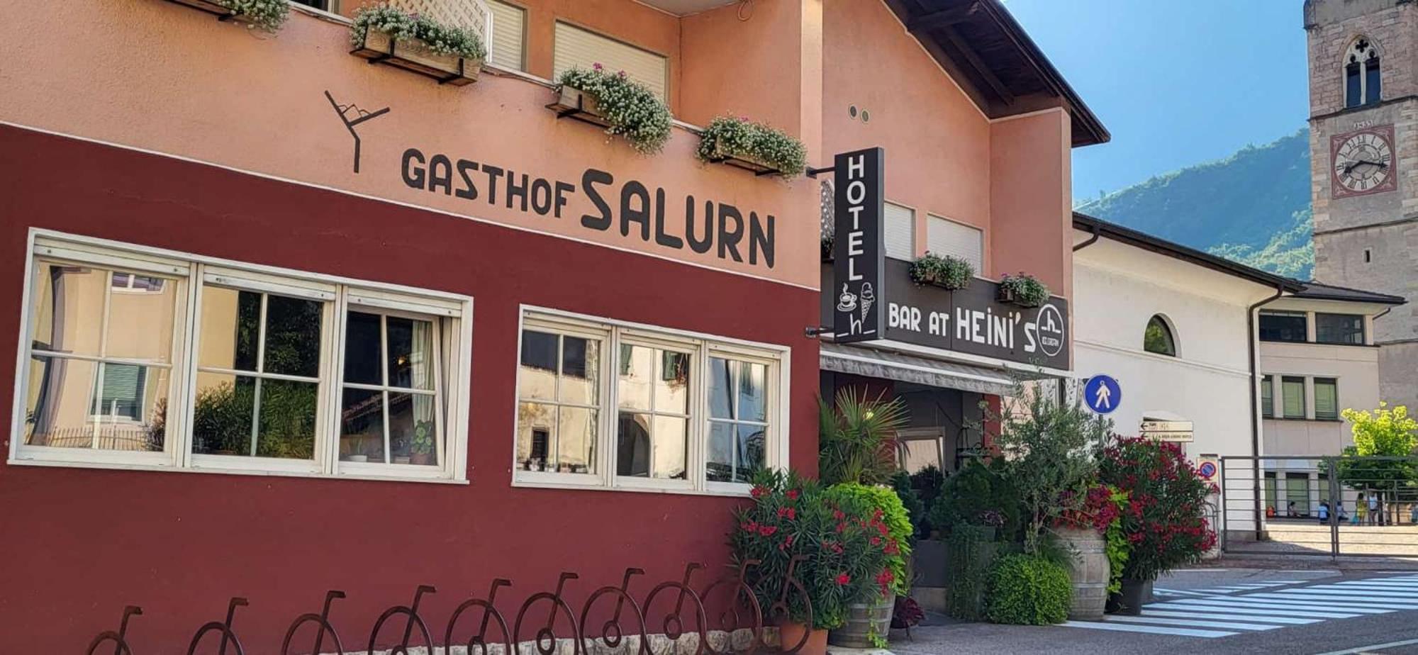 Gasthof Salurn エクステリア 写真